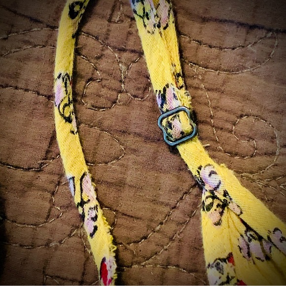 Hollister Women Bohemian Racerback Top XS Yellow Aztec Boho Spaghetti Strap Tank - Picture 7 of 7